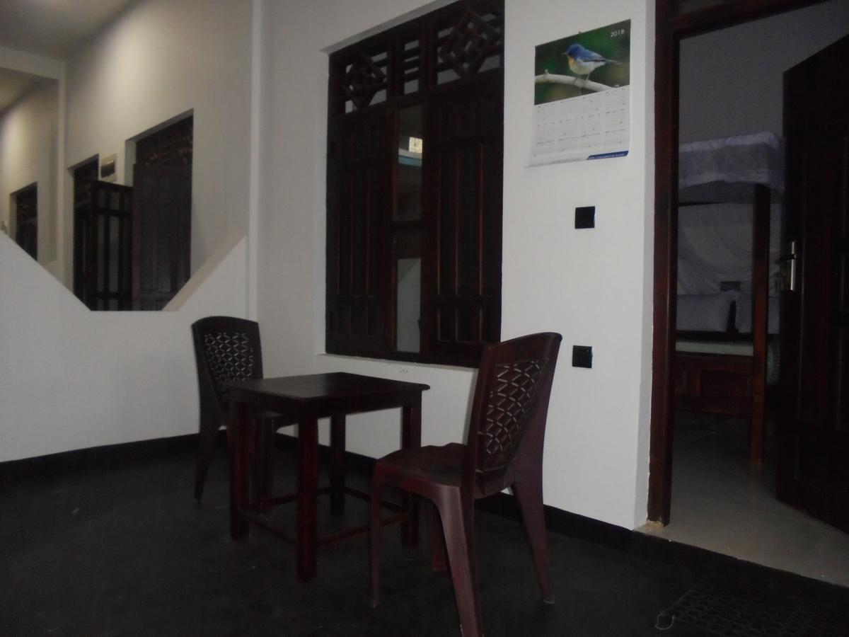 Surf Bay Resort Arugam Bay Buitenkant foto