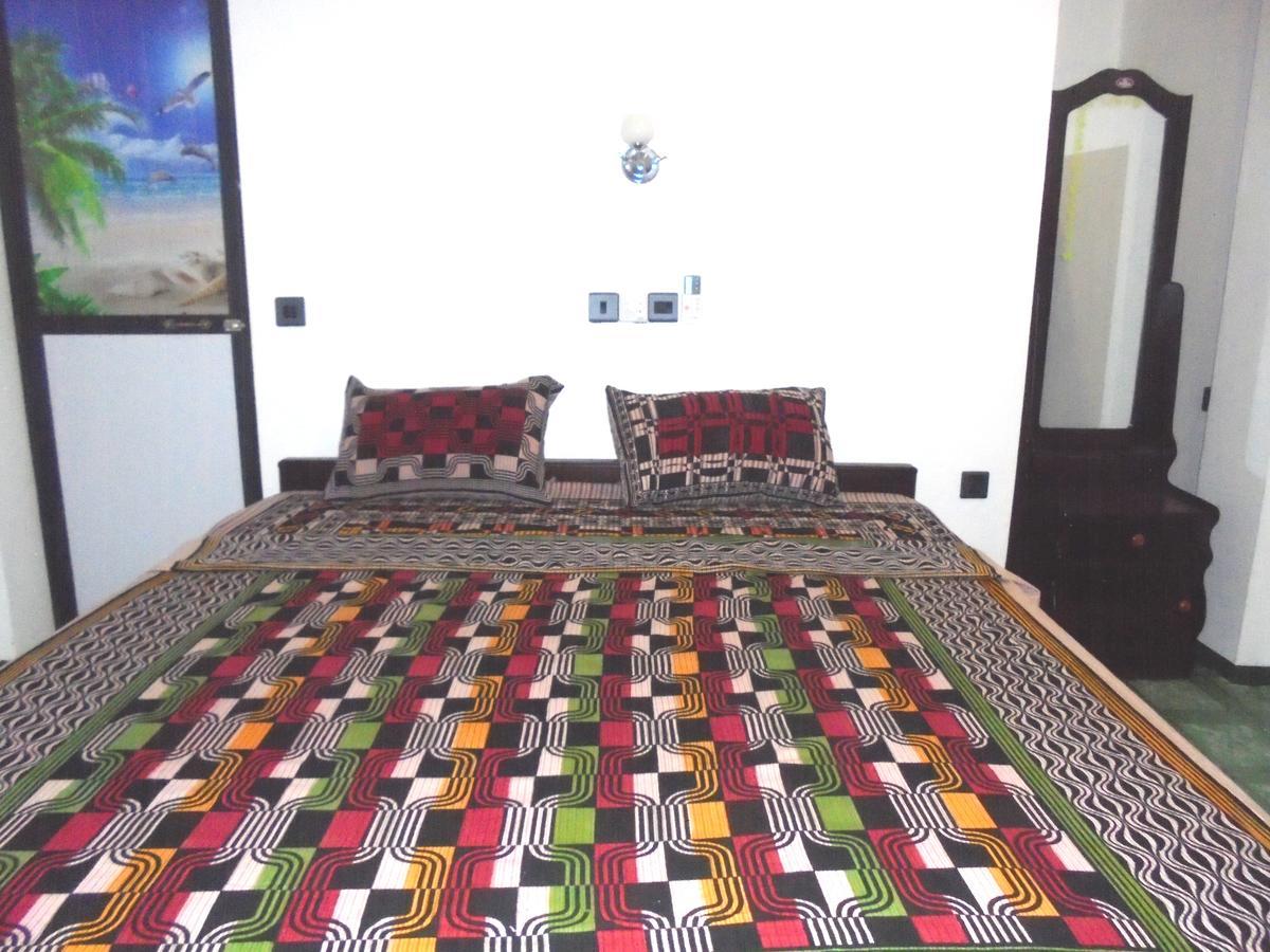 Surf Bay Resort Arugam Bay Buitenkant foto